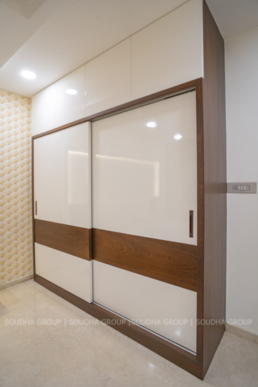 Grandeur Interiors for an Exquisite Residence