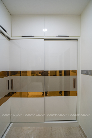 Grandeur Interiors for an Exquisite Residence