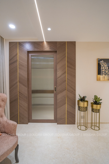 Grandeur Interiors for an Exquisite Residence