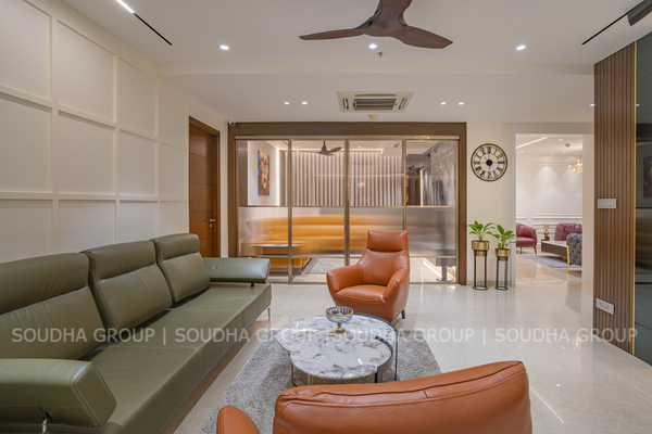 Grandeur Interiors for an Exquisite Residence