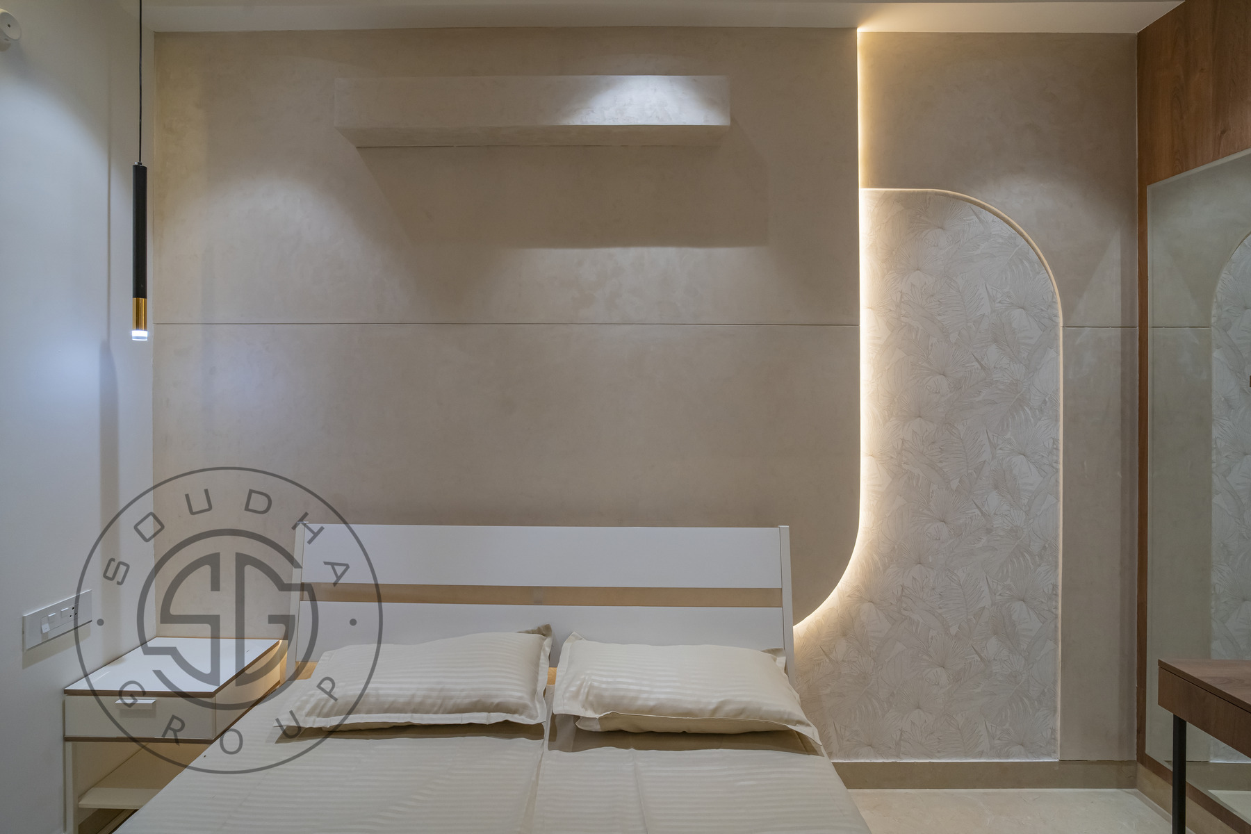 Flat at Aurobindo Kohinoor