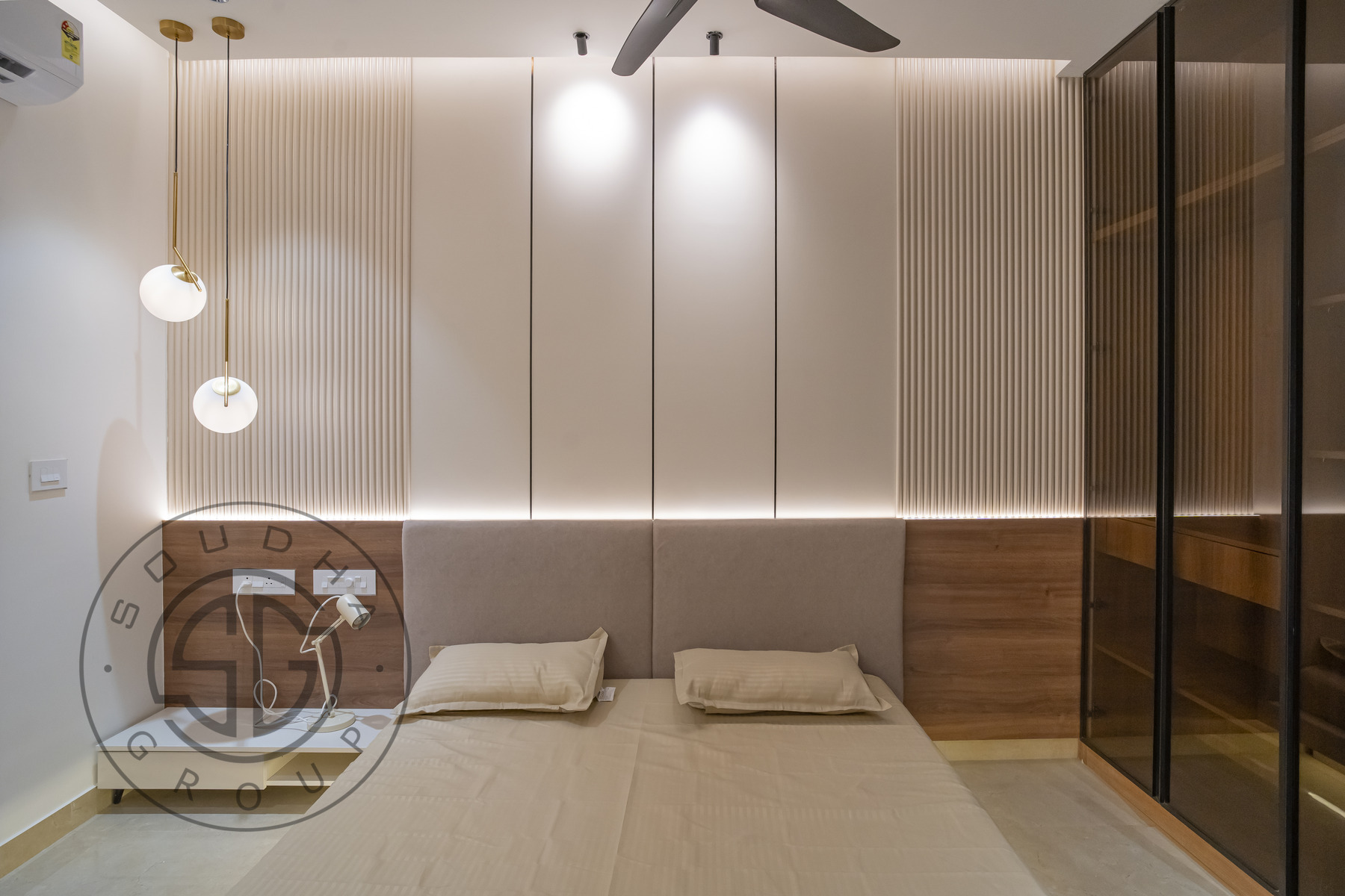 Flat at Aurobindo Kohinoor