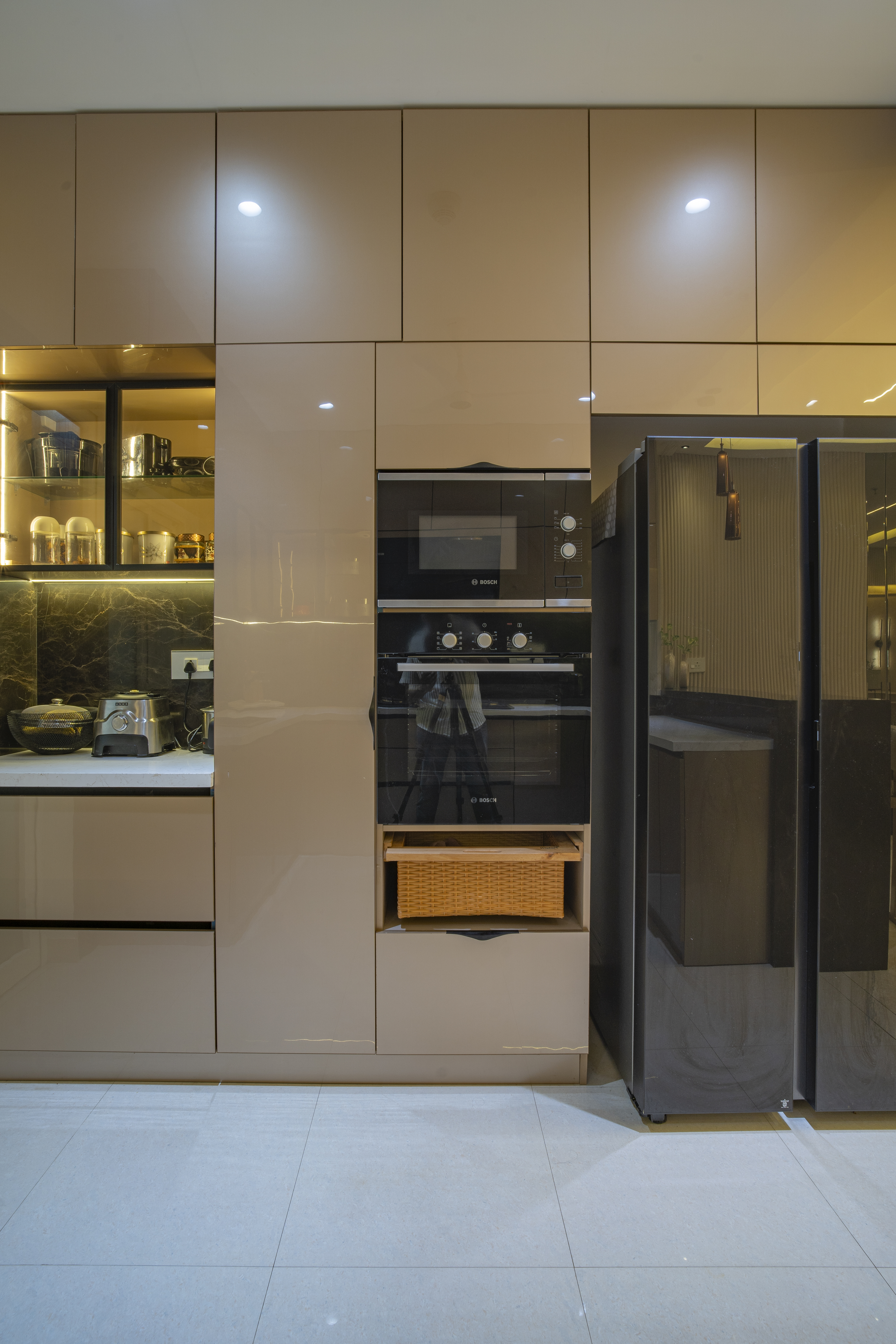 A Story of Style & Elegance- Aurobindo Kohinoor Flat Interiors