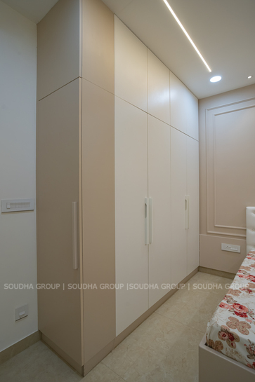 A Story of Style & Elegance- Aurobindo Kohinoor Flat Interiors