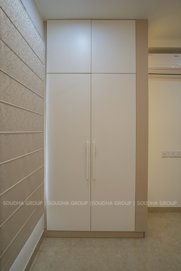 A Story of Style & Elegance- Aurobindo Kohinoor Flat Interiors