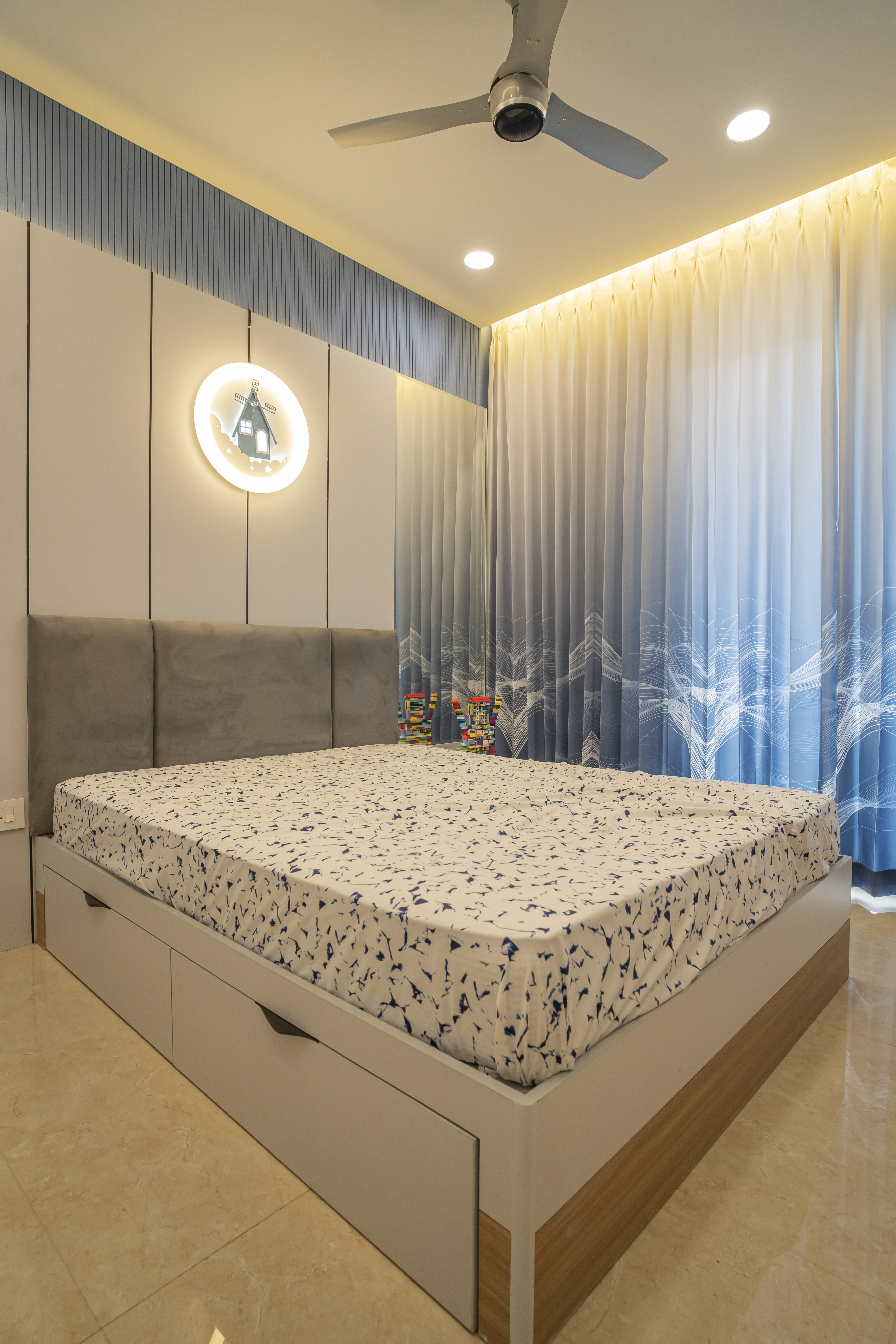 A Story of Style & Elegance- Aurobindo Kohinoor Flat Interiors