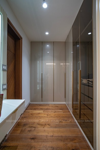 The Pinnacle Residence: Crafting Eternal Luxury in Light & Stone